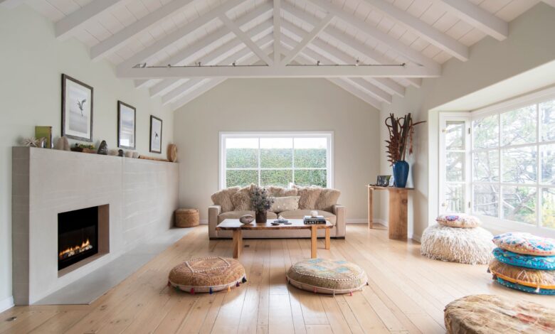 Heritage Resonance For Integrating Art into Home Interiors